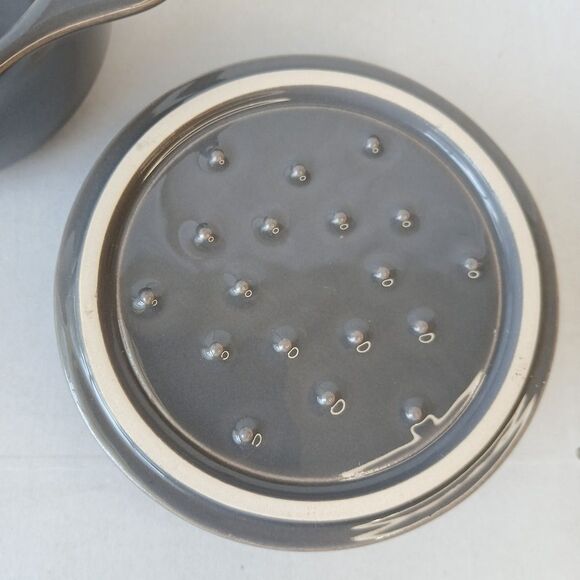STAUB Mini La Cocotte Gray Ceramic Casserole Dish w/Lid 8 oz - Picture 3 of 7